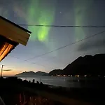 Koselig Hus Naer Sjo Og Fjell *
