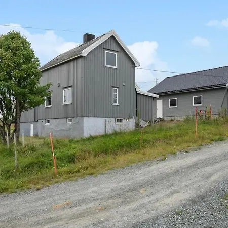 Koselig Hus Naer Sjo Og Fjell *
