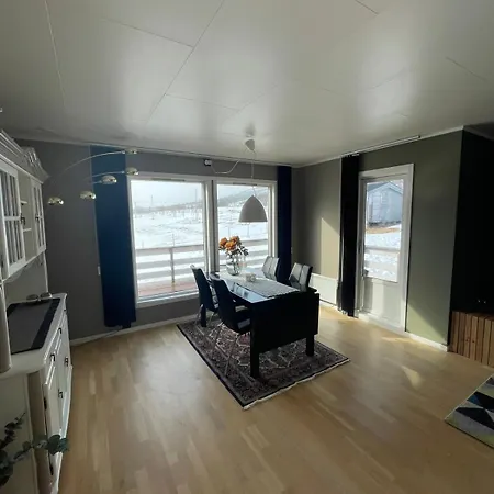 Ferienhaus Koselig Hus Naer Sjo Og Fjell