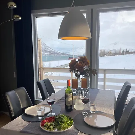 Holiday home Koselig Hus Naer Sjo Og Fjell