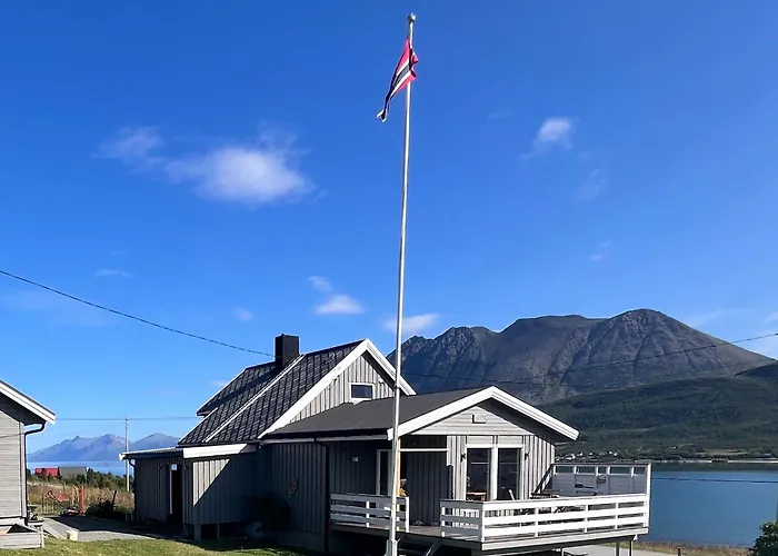 Koselig Hus Naer Sjo Og Fjell * Nord-Lenangen