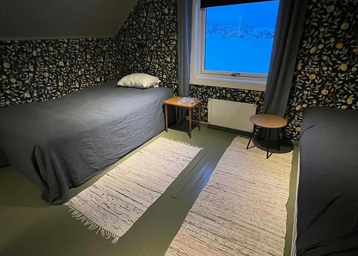 Koselig Hus Naer Sjo Og Fjell Semesterbostad Nord-Lenangen